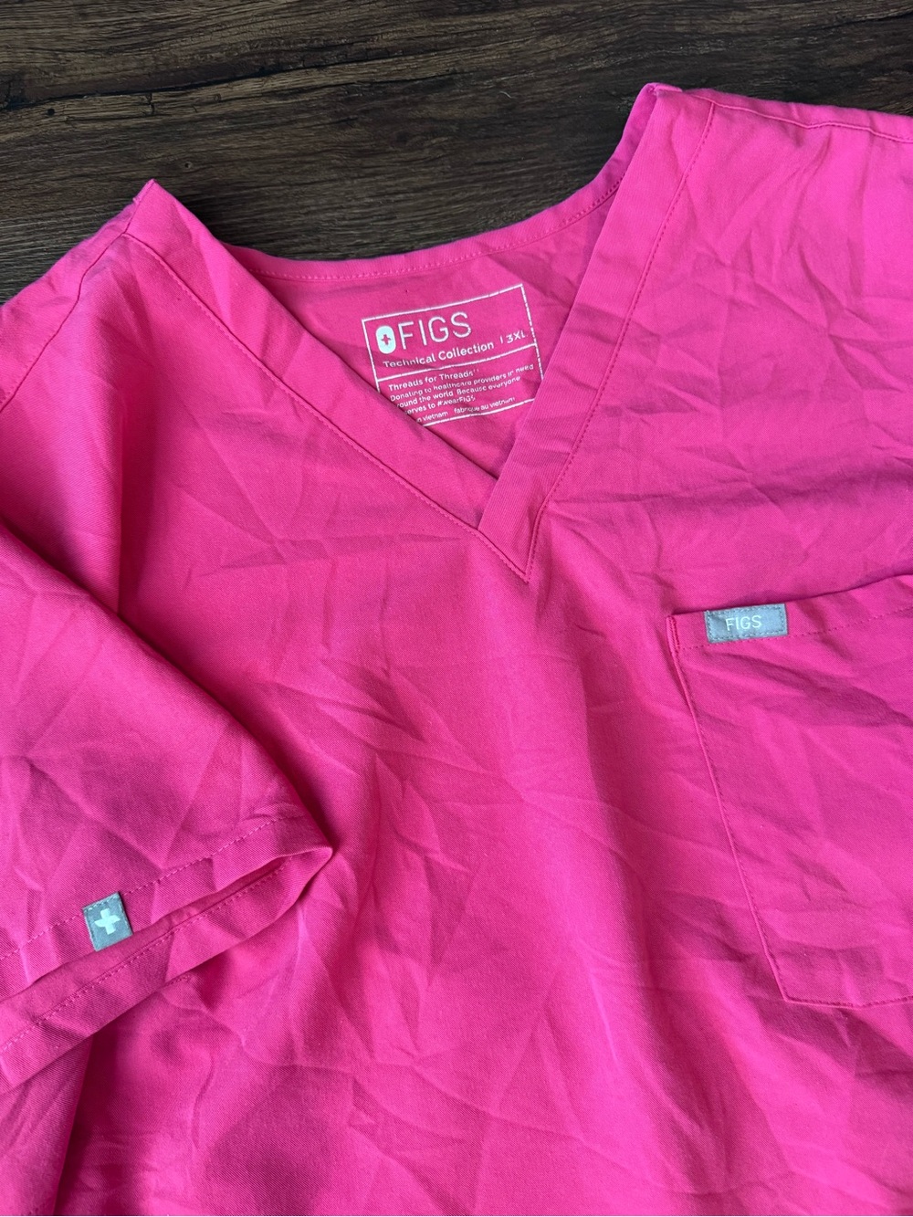FIGS Catarina One-Pocket Scrub Top Technical Collection Women's size 3XL Pink